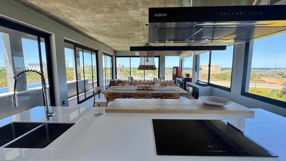 Casa ID.213677 - CASA A ESTRENAR EN SANTA MONICA FRENTE A LA PLAYA