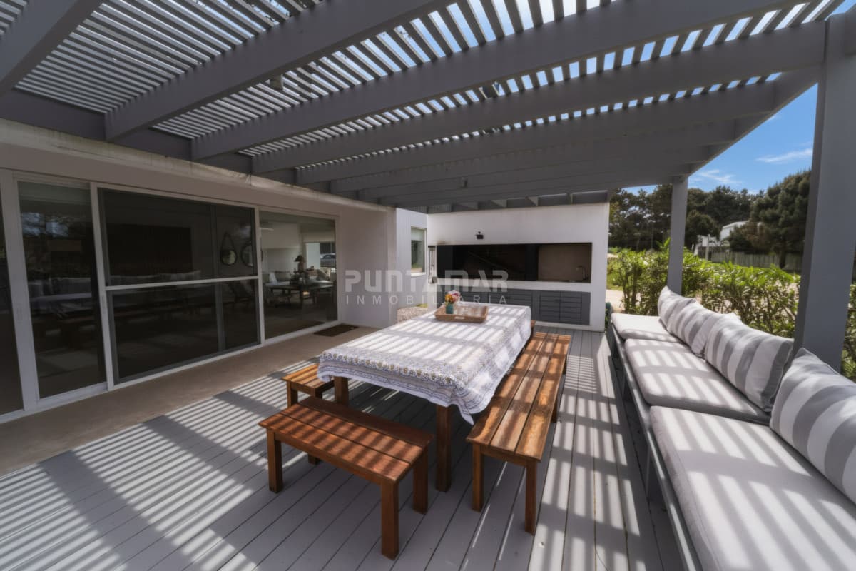 Casa ID.211844 - ESPECTACULAR CASA EN BARRIO PRIVADO PINAR DEL FARO, JOSE IGNACIO