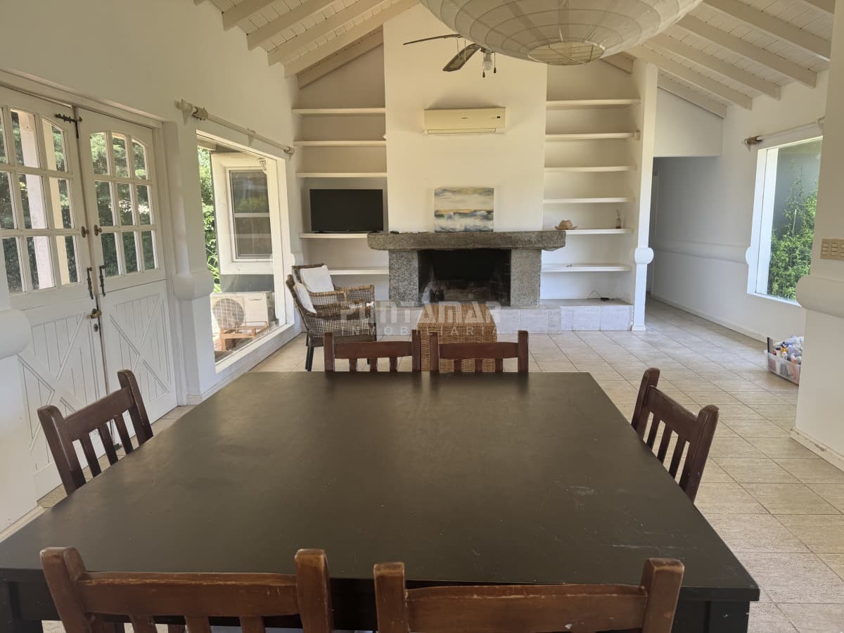 Casa ID.213799 - Casa en venta en La Arbolada