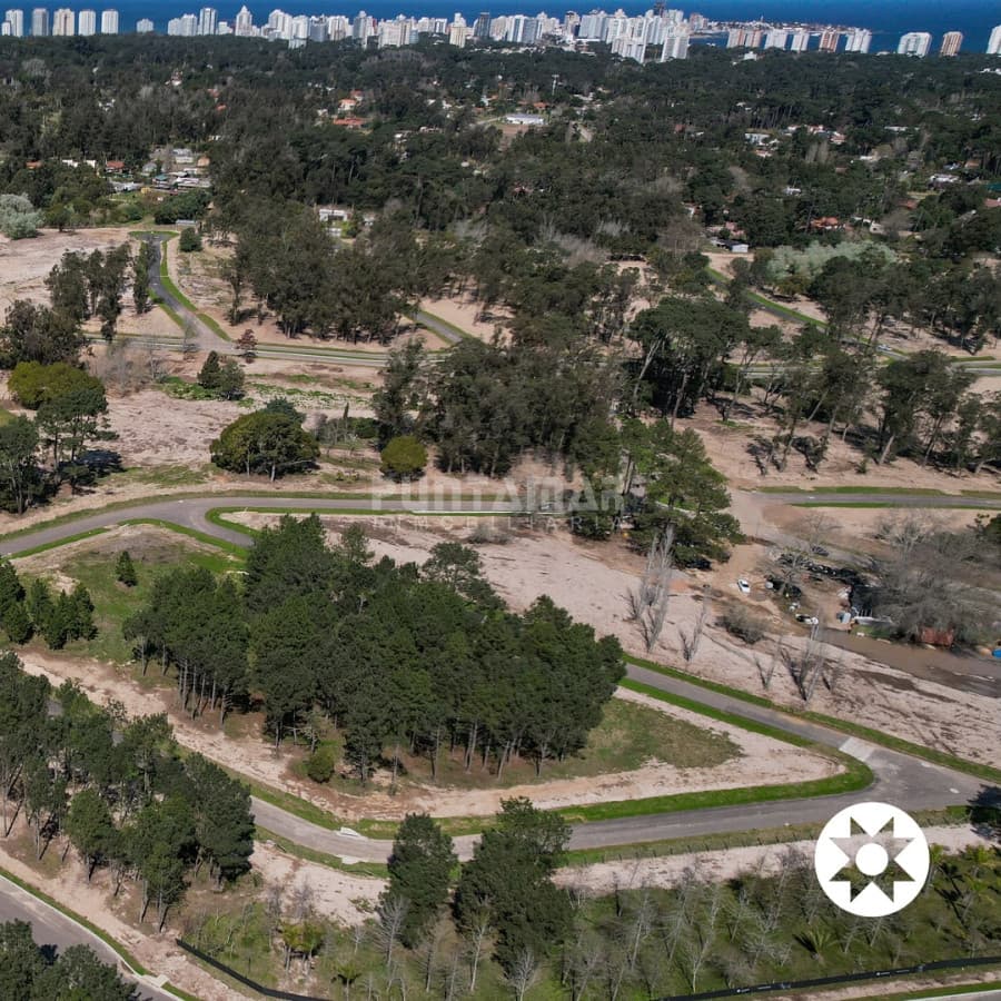 Terreno ID.213679 - VENTA HERMOSO LOTE EN NUEVO BARRIO LA CAÑADA