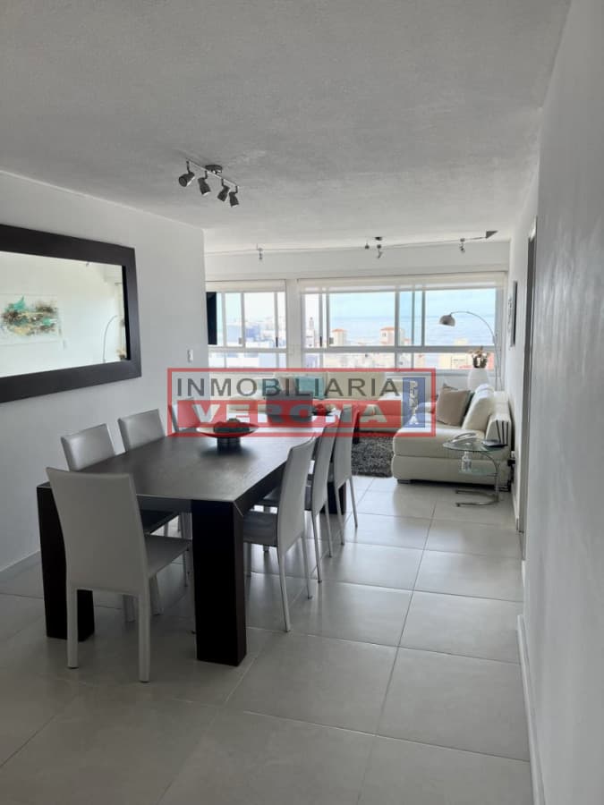 Torre VAN GOGH - Apto Reciclado en Venta de 2 Dormitorios! - Inmobiliaria Verona Punta