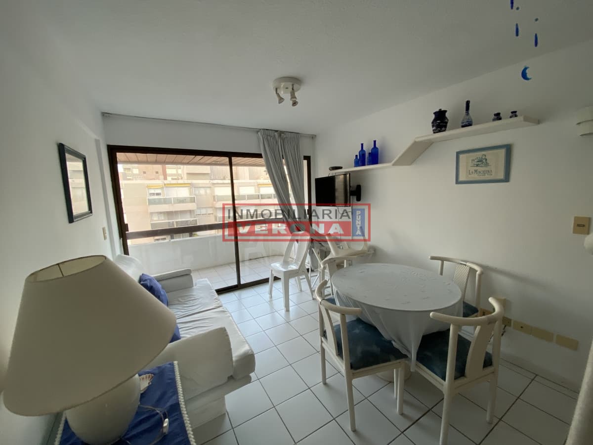 Céntrico Penthouse en la Península !!! - Inmobiliaria Verona Punta