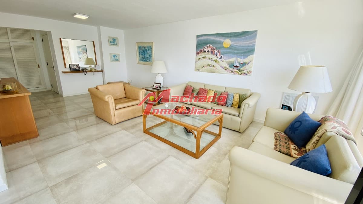 TORRE VERONA (A nuevo), 3 dorms y servicio al Puerto!