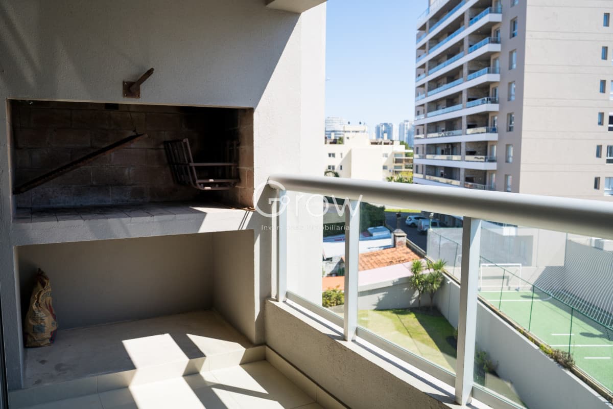 VENTA  DE APARTAMENTO 4 DORMITORIOS CON VISTA AL MAR
