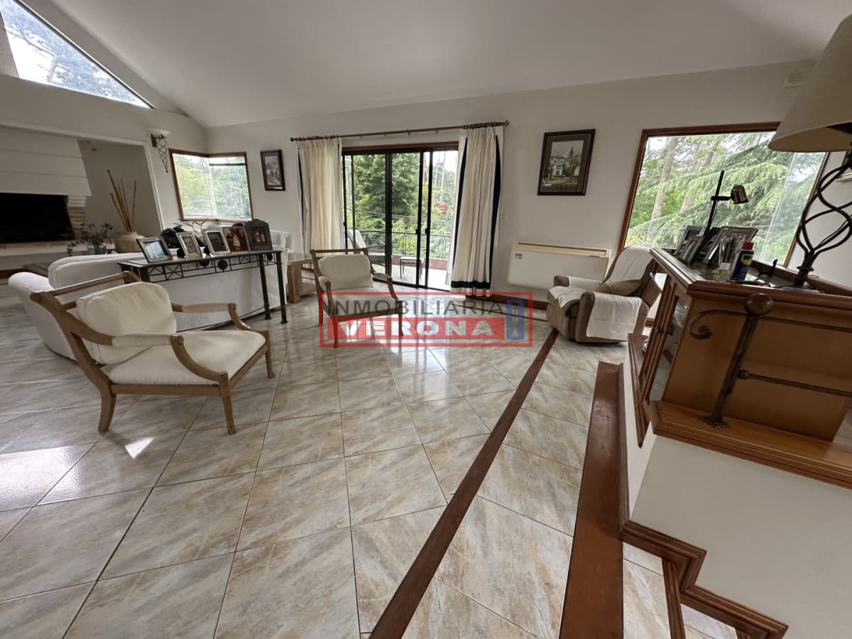 Casa en alquiler enero de 4 dormitorios en Punta del Este  - Inmobiliaria Verona Punta