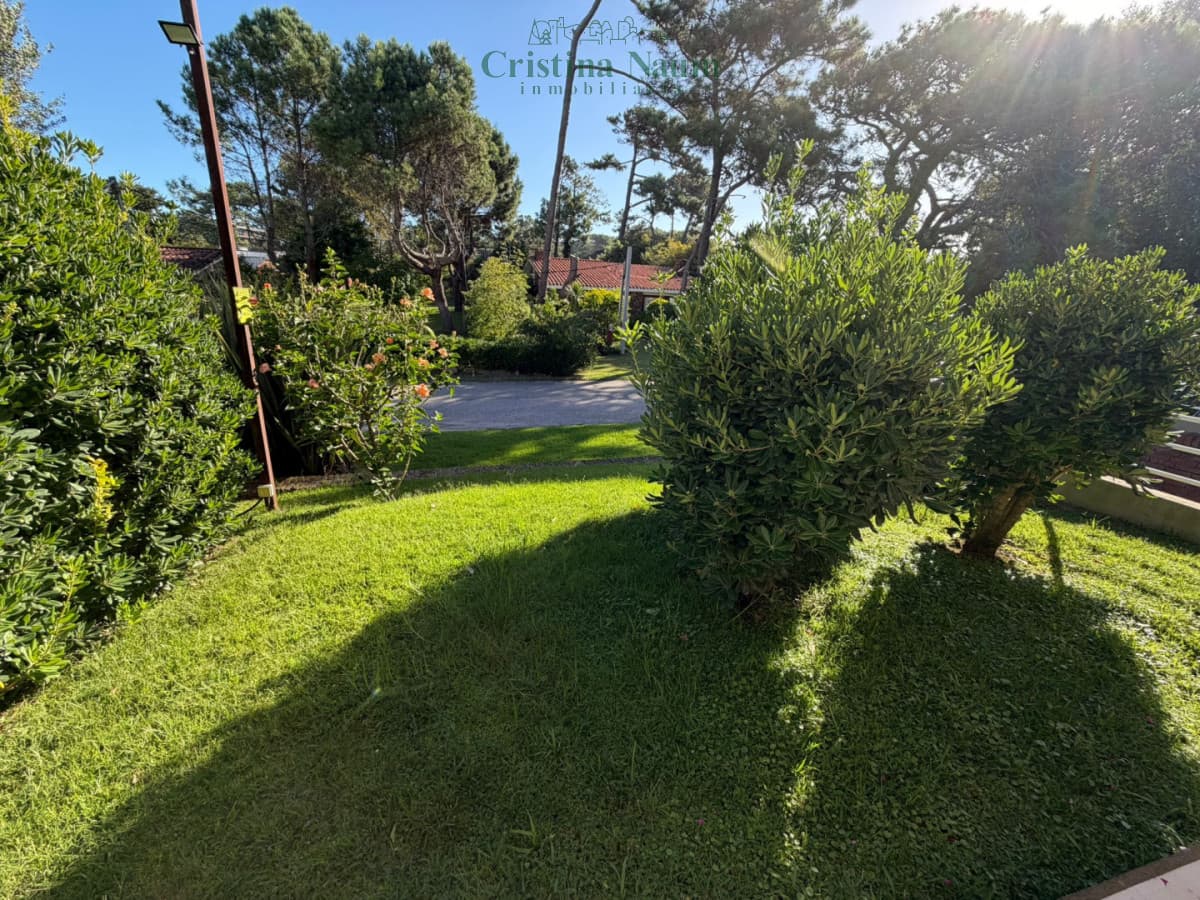 Apartamento en Rincón del Indio, a 1 cuadra del mar