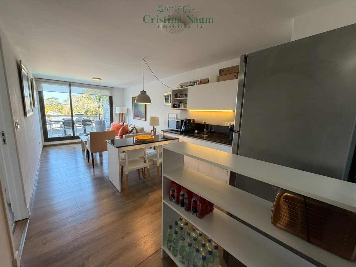 APARTAMENTO EN PEDRAGOSA SIERRA, RODEADO DE BOSQUE Y LOS MEJORES RESTAURANTES Y CAFETERÍAS !!