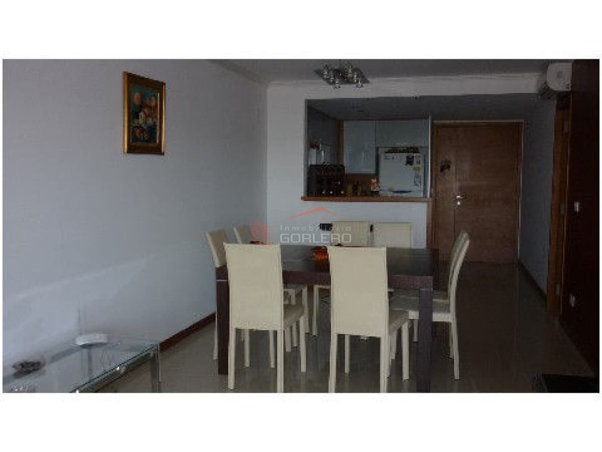 Apartamento en Roosevelt, 2 dormitorios *