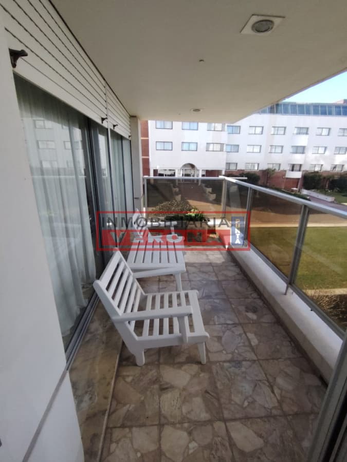 Venta apartemento  Frente al mar con servicios !!! - Inmobiliaria Verona Punta