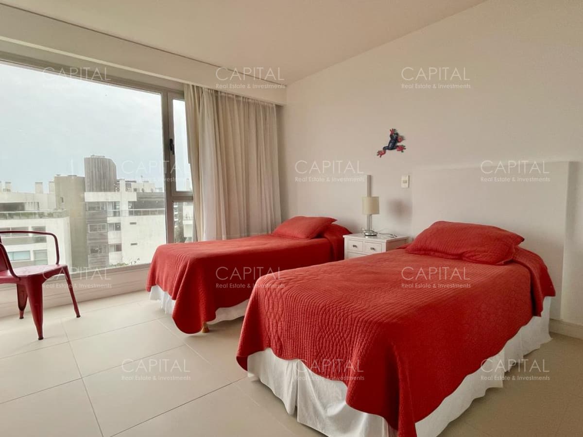 Buen Apartamento en Playa Brava