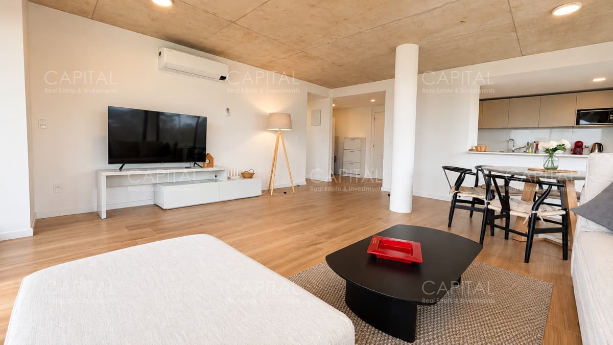 Apartamento En Venta 3 Dormitorios en primera línea de Playa Mansa
