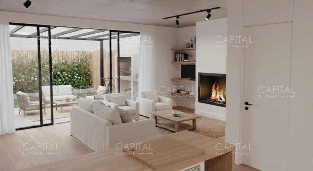 Casa de 3 dormitorios en housing con jardín y parrillero en Barra de Carrasco