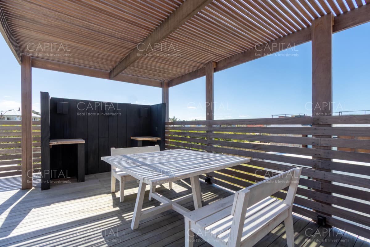 Espectacular casa moderna en venta en Manantiales Punta Piedras