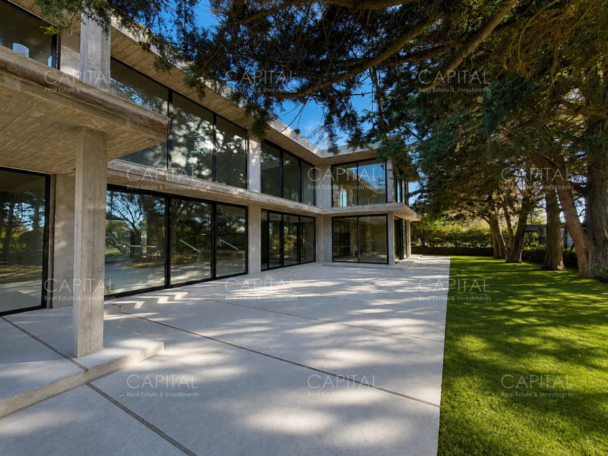 Residencia Exclusiva en Barrio Privado Carmel