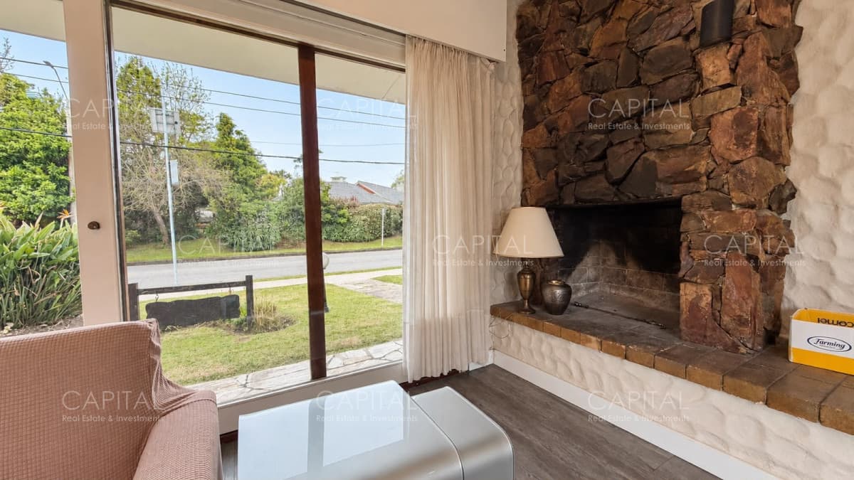 Casa en venta en Playa Mansa Punta del Este