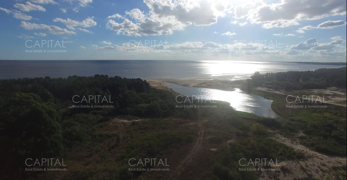 Chacra con costa al Rio de La Plata