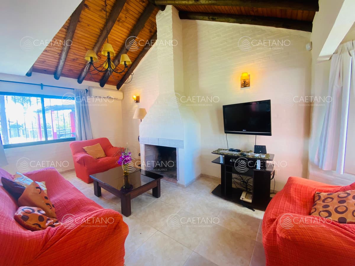 Casa en Alquiler a media cuadra de la playa Cuatro Suites