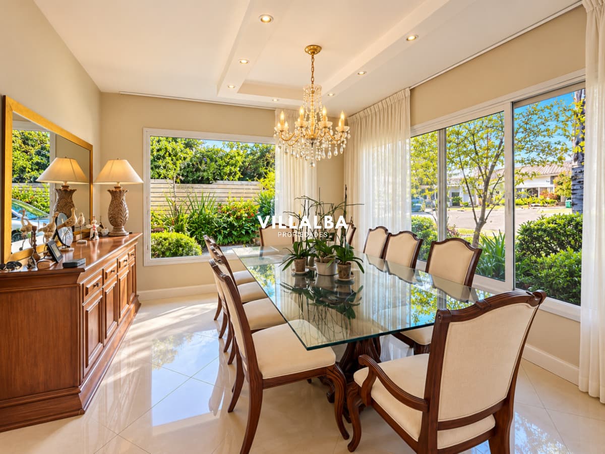 Casa en Venta La Arbolada Punta del Este.