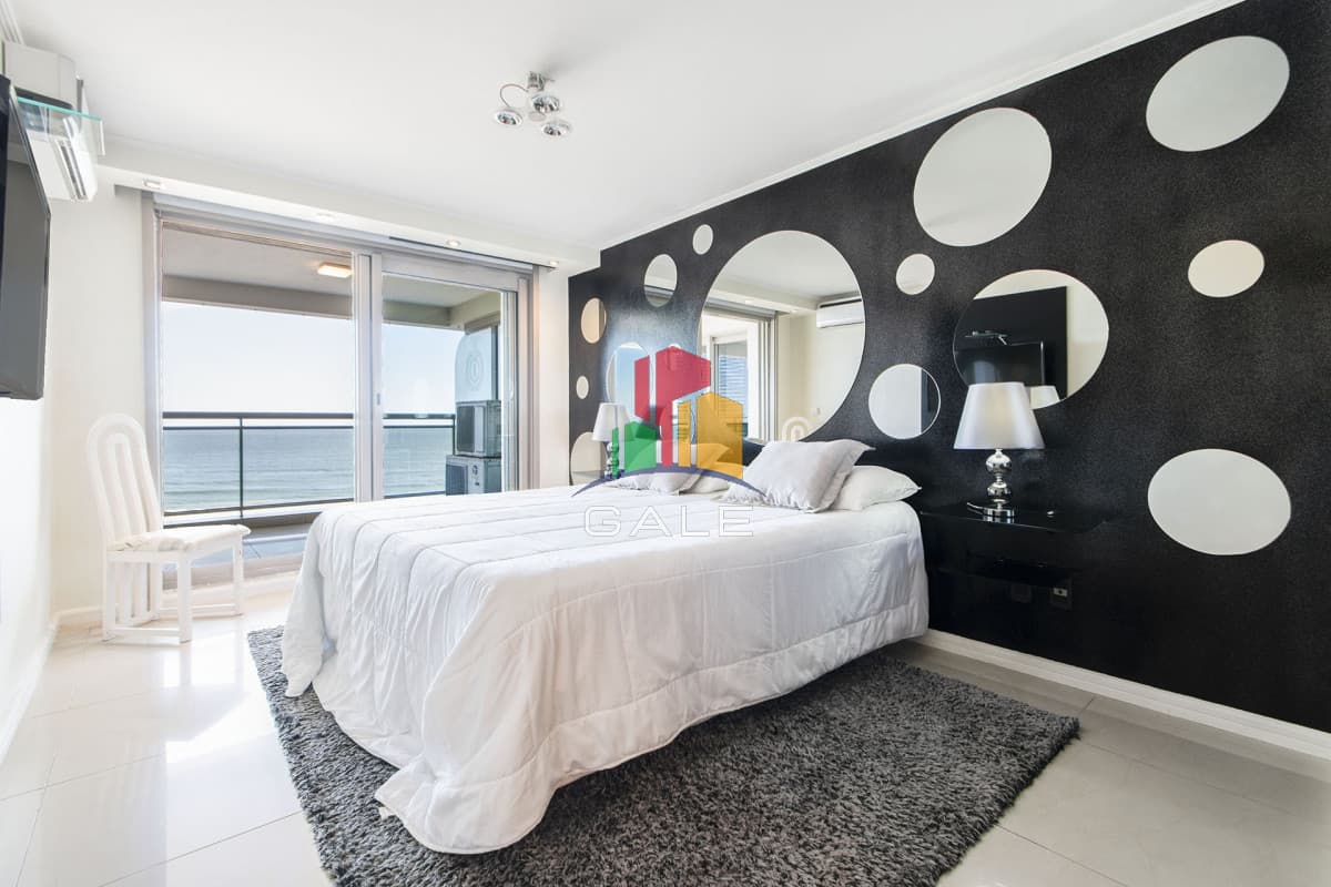 Gale Propiedades & Escribanía Apartamento ID.281 - Imperiale Apartamento Punta del Este Tres Dormitorios en Suite