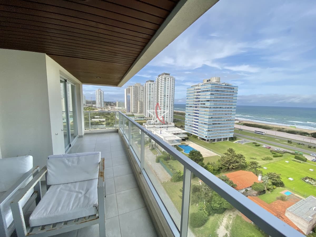 APARTAMENTO, 2 DORMITORIOS, BRAVA, PUNTA DEL ESTE, VENTA Y ALQUILER - Bintang Propiedades