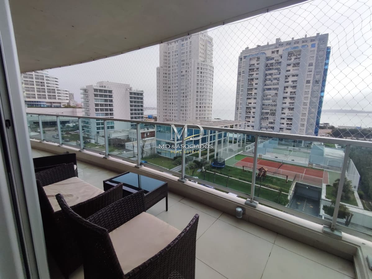 Hermoso apartamento con vista al mar Ref. 6632