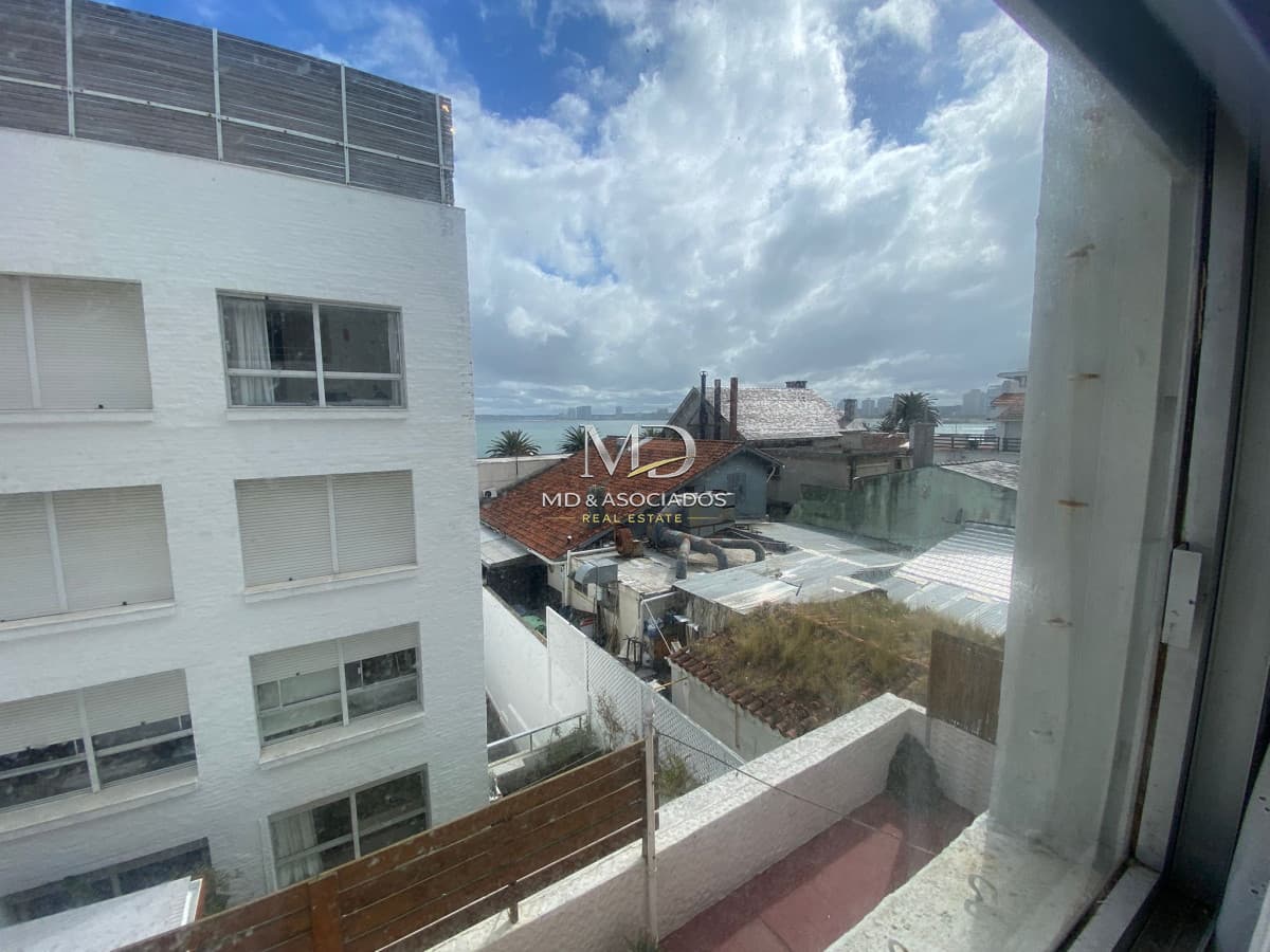 Hermoso depto de 3 Dormitorios en Saint Michel, Península. REF(8371)