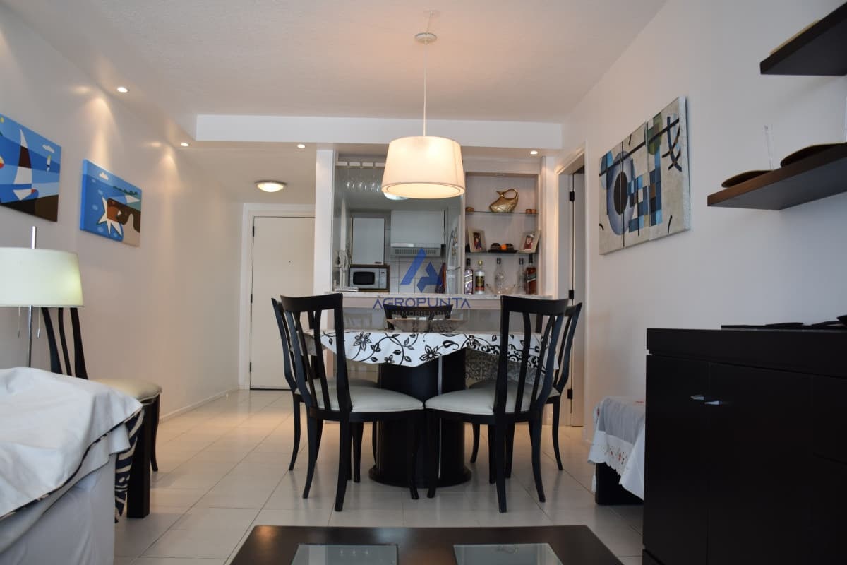 Apartamento en Brava, 1 dormitorios *