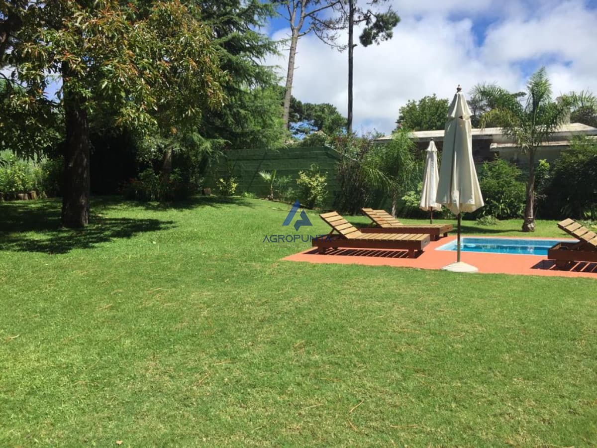 Casa en San Rafael Punta del Este 4 dormitorios Alquiler Temporal  -