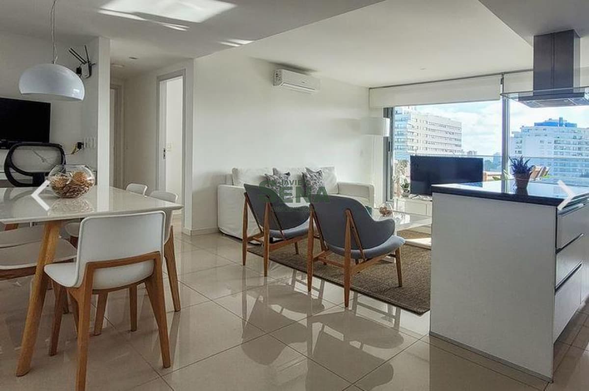 Venta de apart- la Brava, 3 dormitorios, 2 baños,  con todas las amenities.