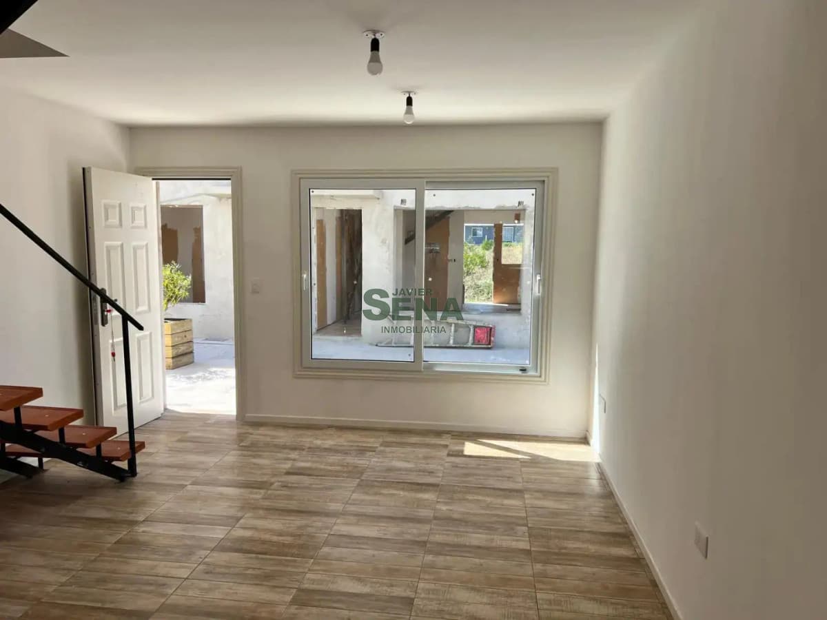 Venta de Apto 1 dormitorio, baño, estacionamiento, a estrenar, pago en cuotas.