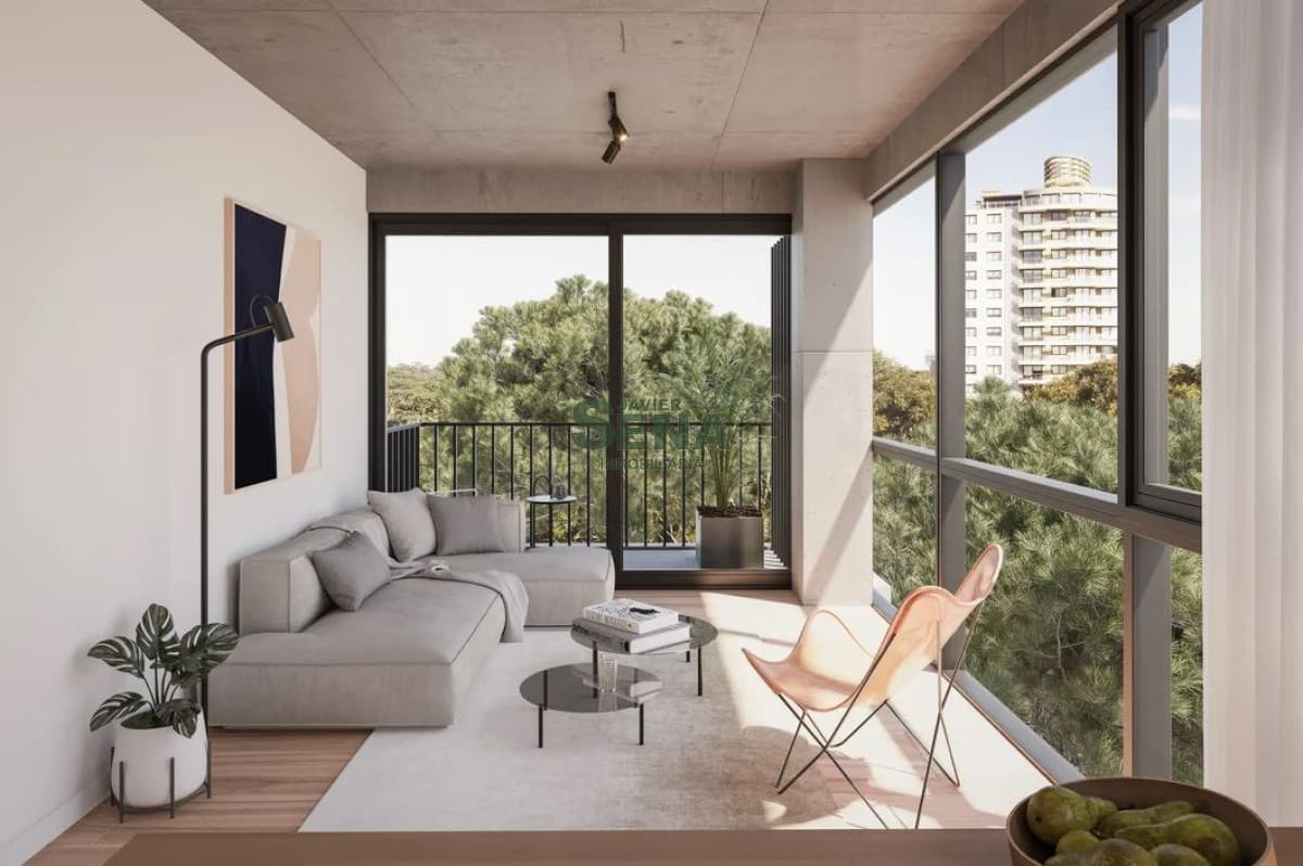 Venta de apto en la Roosevelt pda. 16, 1 dorm, baño, estacionamiento, servicios