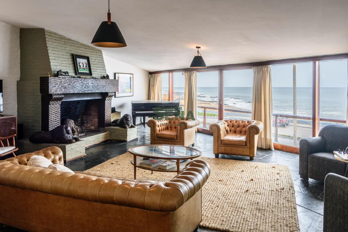 Venta y alquiler de casa en la peninsula, 6 dormitorios, 5 baños, gran vista.