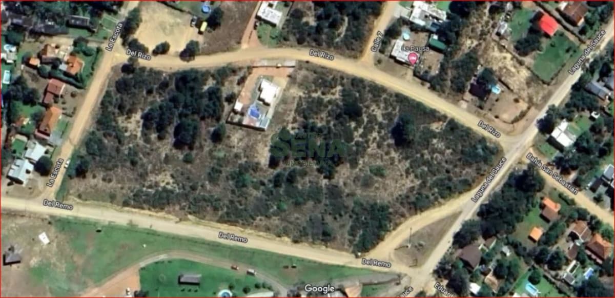 Venta de terreno,Tio Tom, 1017m2 de tierra, para construir a metros del mar.