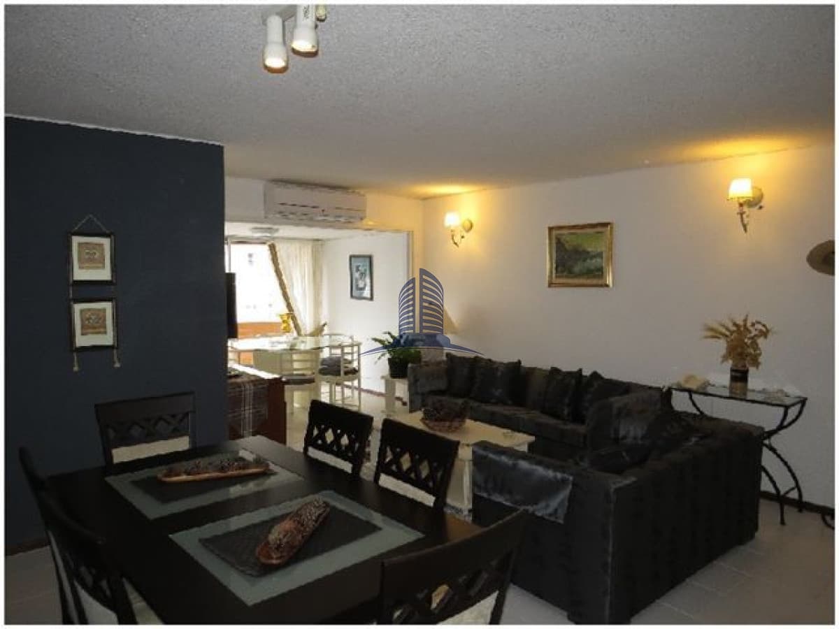 Apartamento en ALQUILER- 2 dorm + dependencia, Punta del Este, playa mansa