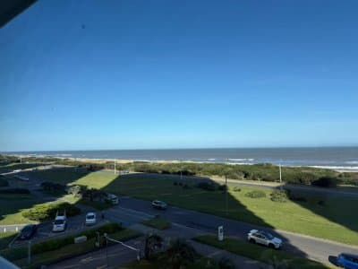 Apartamento en Brava, 3 dormitorios *  -