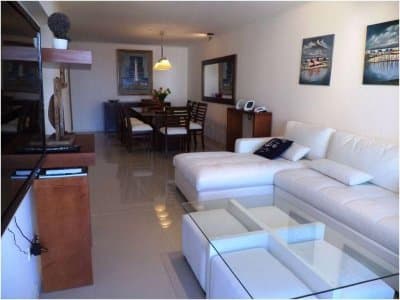 Apartamento en venta de 3 dormitorios en Forest Tower , Punta del este   -