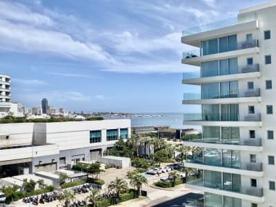 Apartamento en alquiler temporario Playa Mansa 2 dormitorios  -