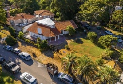 CASA EN VENTA PLAYA MANSA 5 DORMITORIOS  -