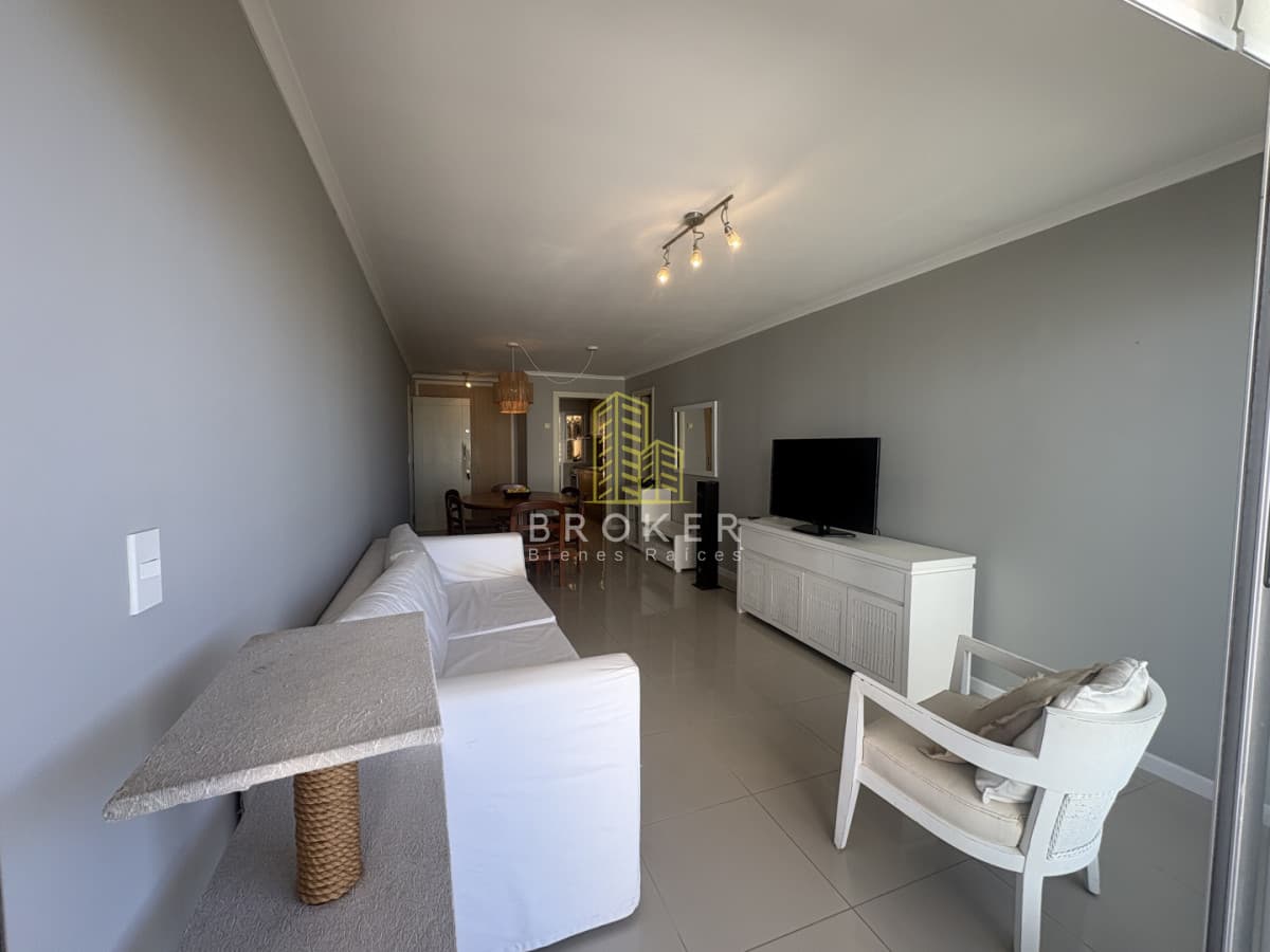 VENTA Y ALQUILER TEMPORARIO DE MUY LINDO DEPARTAMENTO EN EXCELENTE UBICACION
