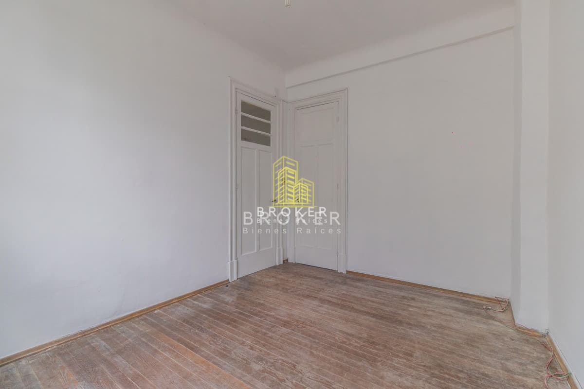 Apartamento 4 dormitorios en Centro Sur Montevideo