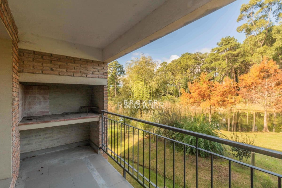 Venta Apartamento en Haras del Lago, 2 dormitorios con parrillero