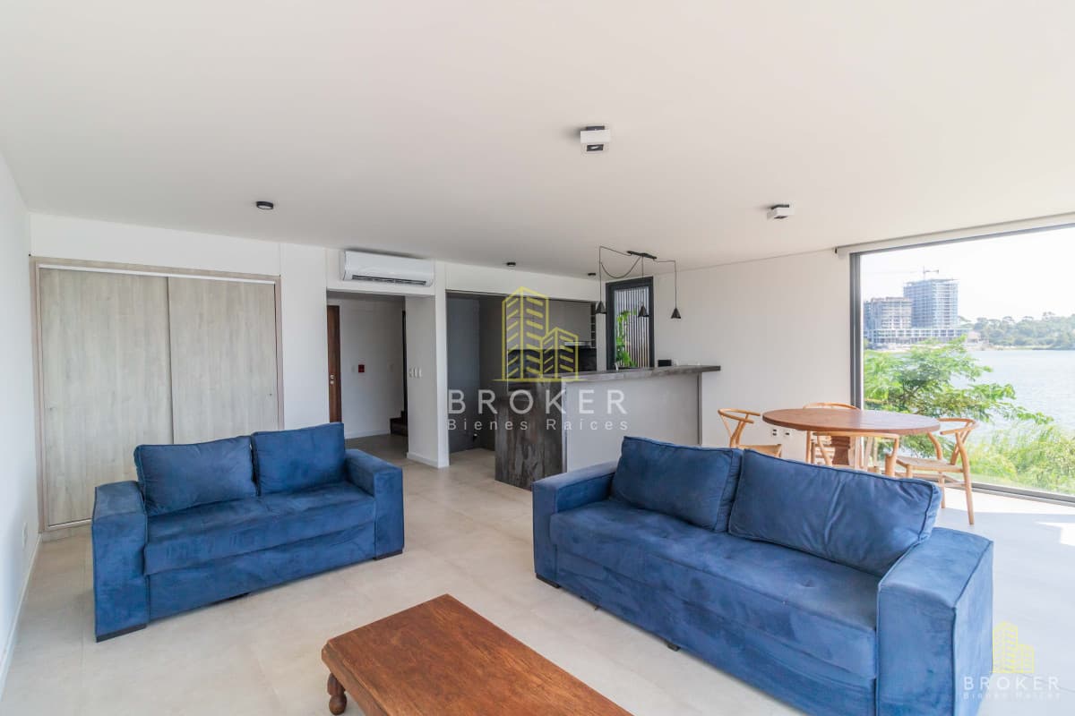 Venta Apartamento  Triplex 3 Dormitorios En Carrasco  (ref: Bkb-1775)