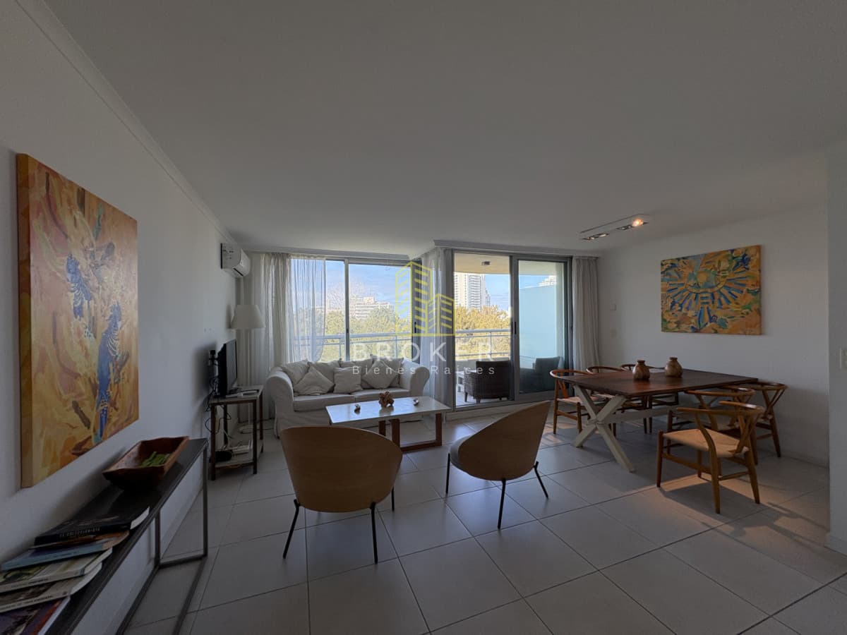 Muy lindo departamento en venta de 2 dormitorios en Ocean drive