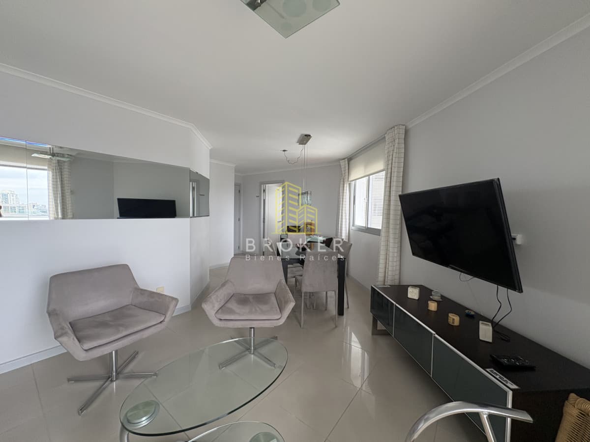 Alquiler de departamento de 2 dormitorios en excelente torre con servicios