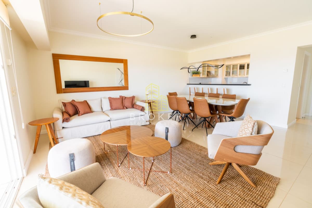 Venta apartamento Penthouse punta del este mansa con piscina