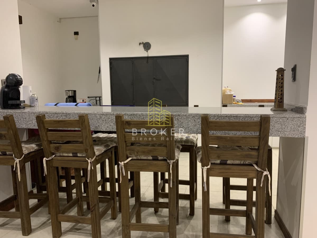 Venta casa 4 dormitorios Punta del Este Pinares.