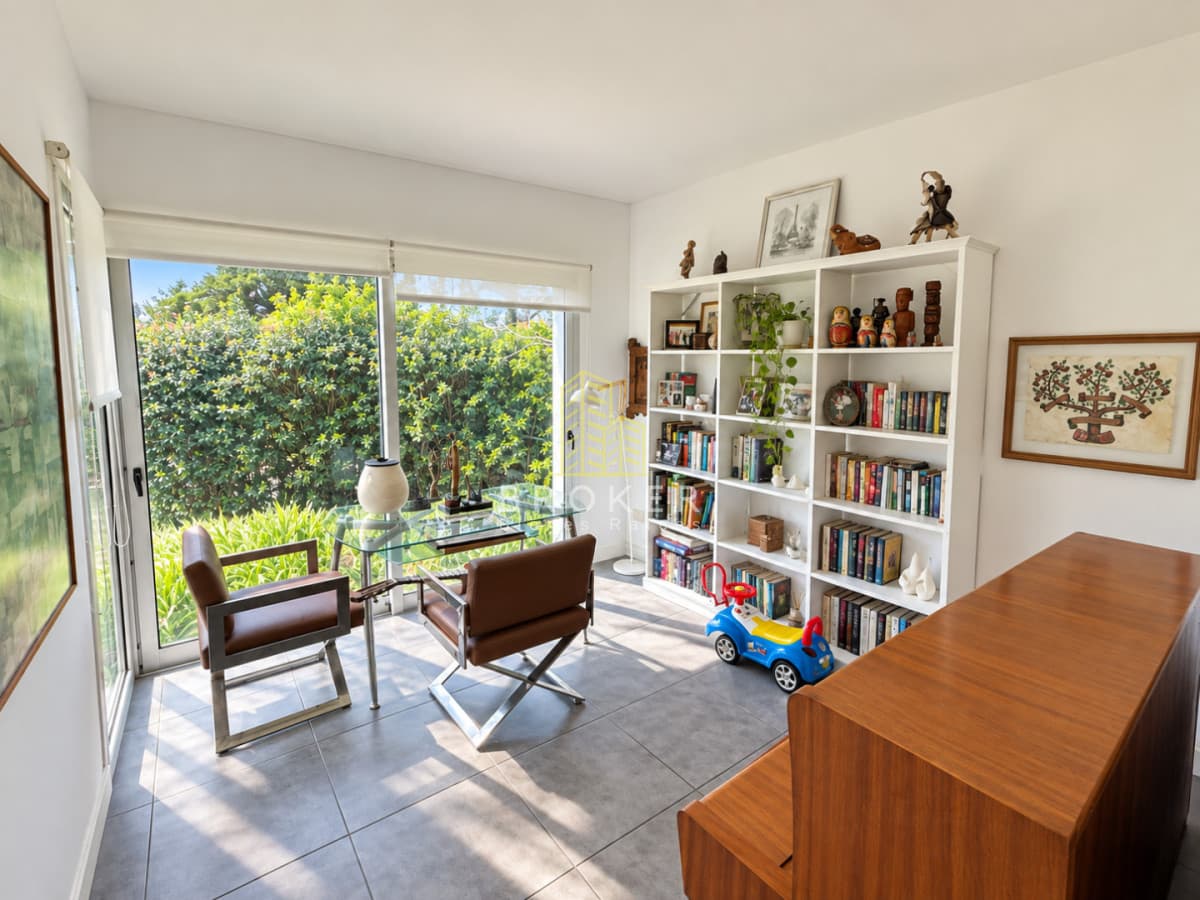 Venta Casa Barrio Privado La Arbolada Punta del Este 4 dormitorios 3 suites