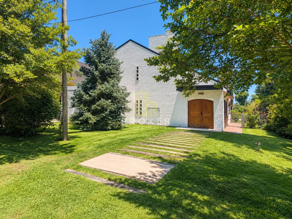Venta Casa 5amb con vista al Golf en Golfer´s Country Club