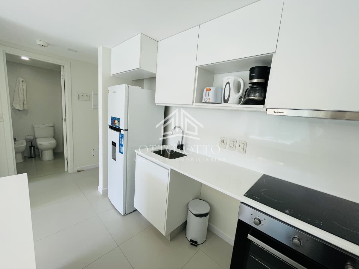 Apartamento en venta en Playa Mansa Punta del Este