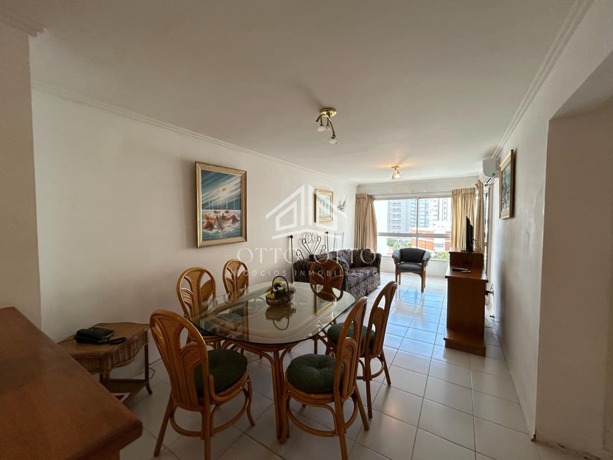 Venta apartamento un dormitorio y medio punta del este edificio Triangulo Mansa